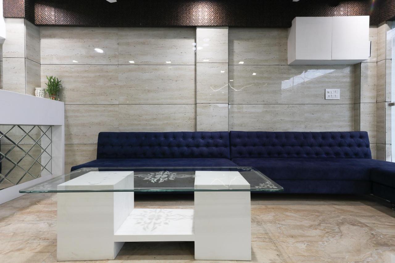Oyo 60577 Sukhmani Residency Ξενοδοχείο Ιντόρ Εξωτερικό φωτογραφία