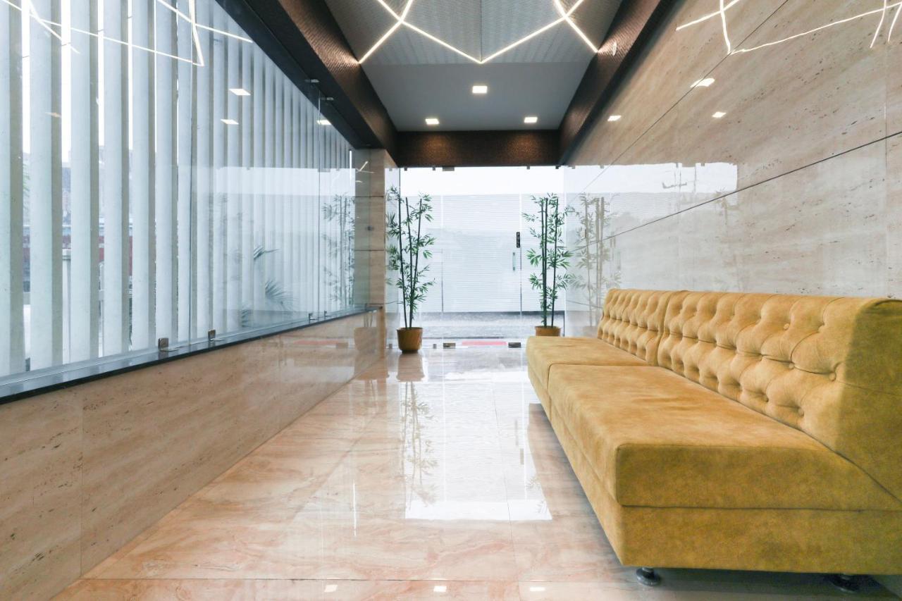 Oyo 60577 Sukhmani Residency Ξενοδοχείο Ιντόρ Εξωτερικό φωτογραφία